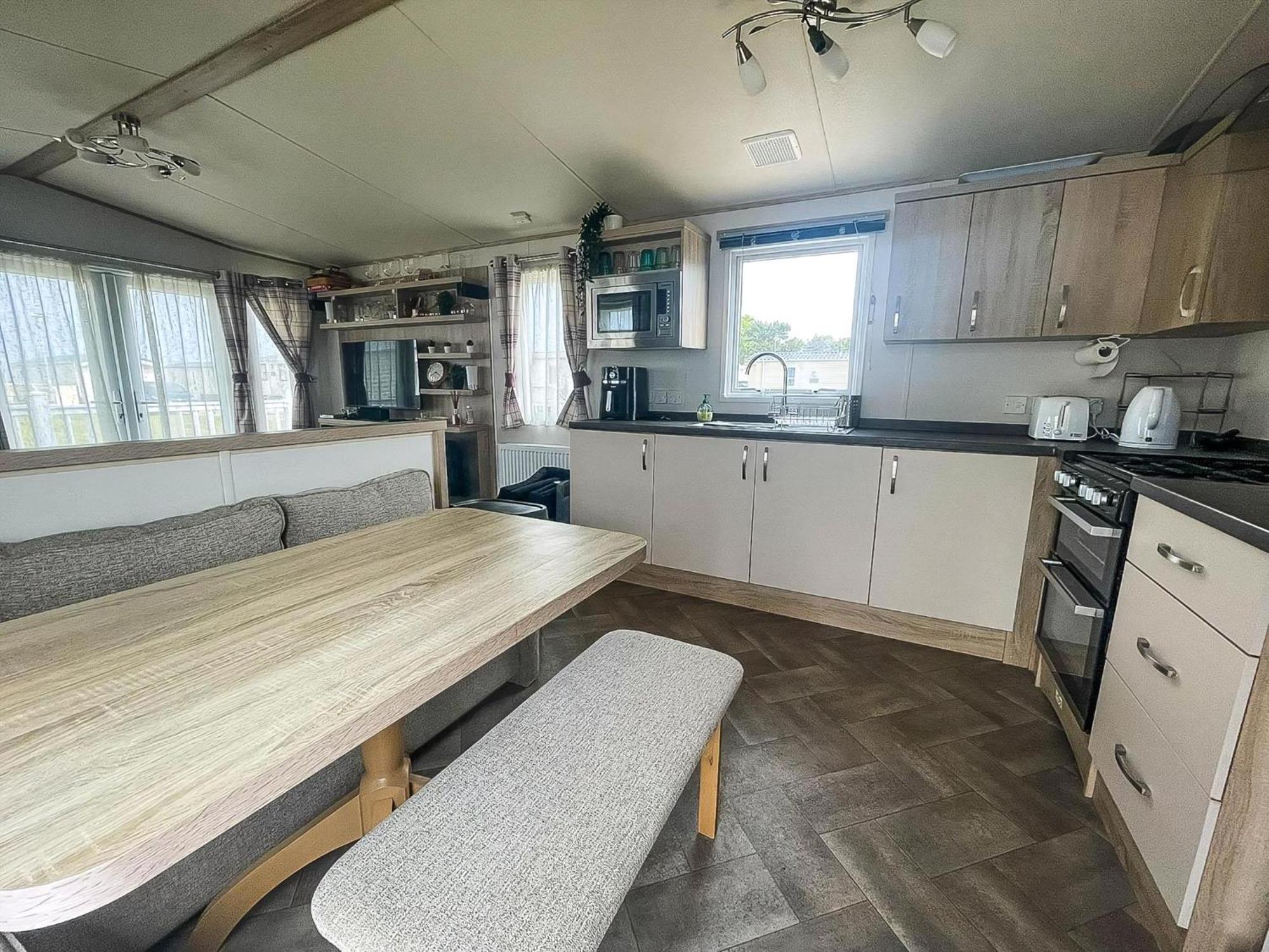 Campsite Stunning Caravan With Decking And Free Wi-fi At Broadland Sands Ref 20074bs